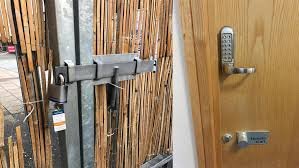 LOCKSMITH CROSSGATES