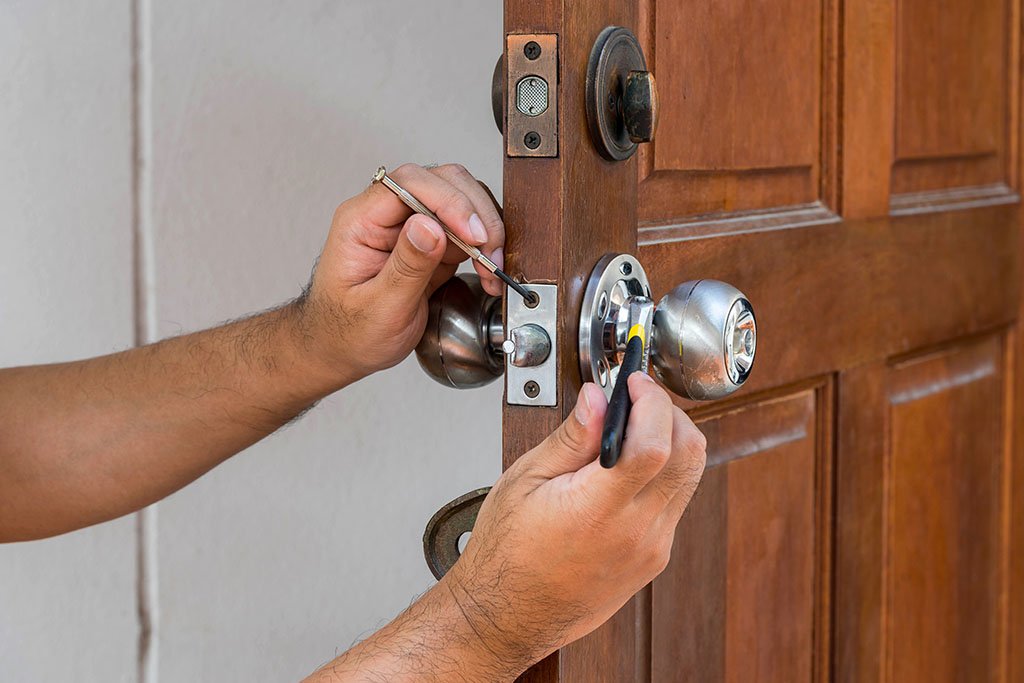 24 Hour Emergency Locksmith Calverly Leeds